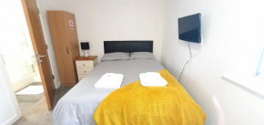 Travellers Lodge - St Lukes Bradford Apartment